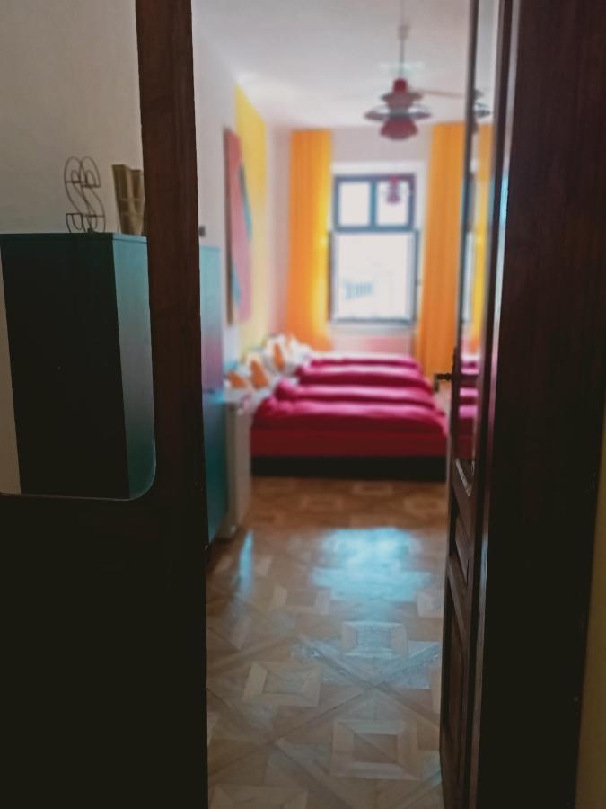 شقة View To The Cracow Basic كراكوفيا المظهر الخارجي الصورة