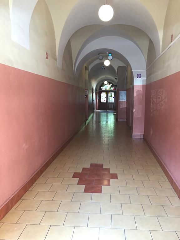 شقة View To The Cracow Basic كراكوفيا المظهر الخارجي الصورة