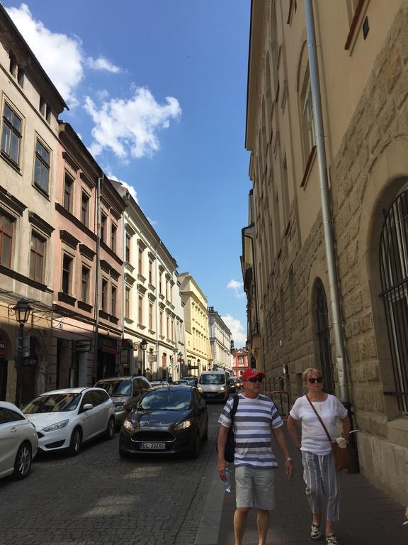 شقة View To The Cracow Basic كراكوفيا المظهر الخارجي الصورة